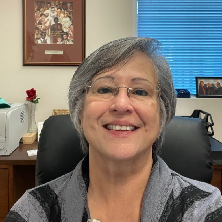 Miriam Hernandez named Twin City Trailblazer Crosby Scholars Forsyth